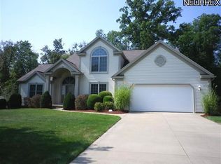 3972 Corby St, Uniontown, OH 44685