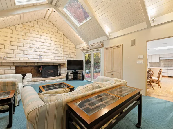 3535 W 47th Ave, Vancouver, BC V6N 3N9