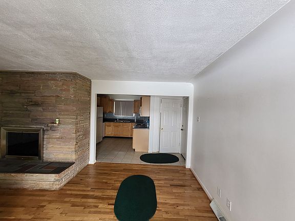2nd image of 630 Bow Ln