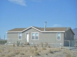6440 Park Retiro, Pahrump, NV 89060