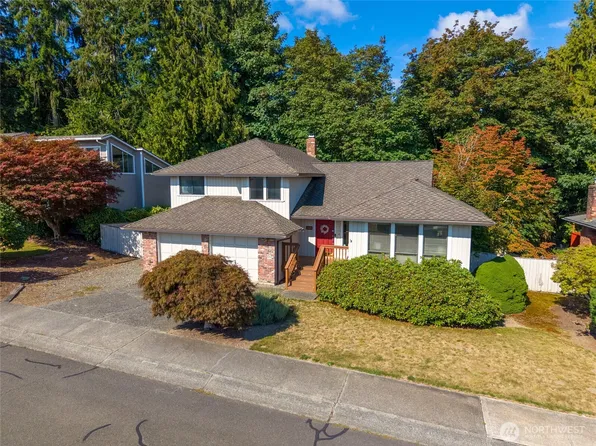 10704 44th Avenue SE, Everett, WA 98208