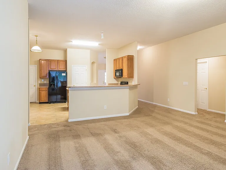9225 Hawks Run Ln — Photo 5