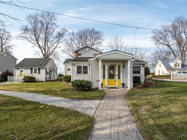 2115 Lake Rd, Youngstown, NY 14174