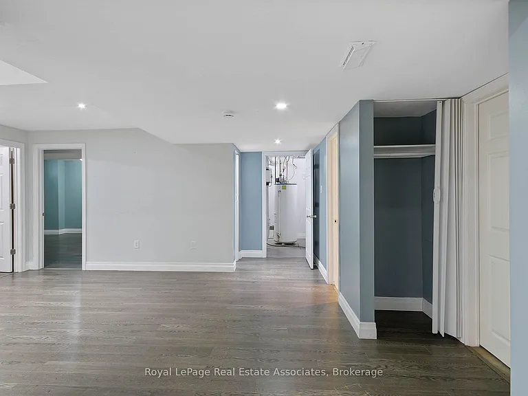 16 Sergio Marchi St #LOWER — Photo 12