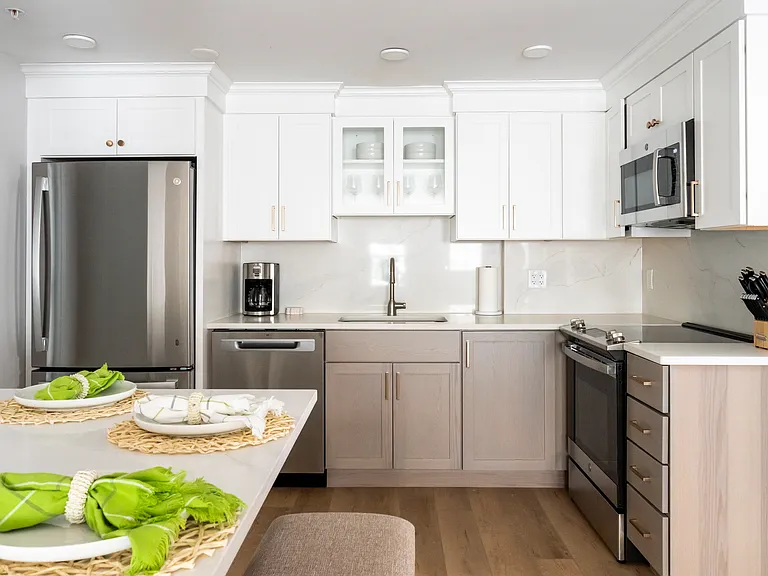 43 Franklin St #1 — Photo 4
