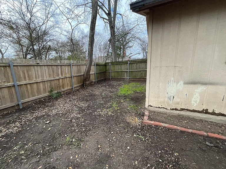 405 Beard St — Photo 23