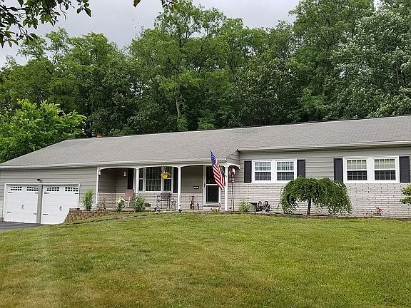 5th image of 31 N Hill Dr