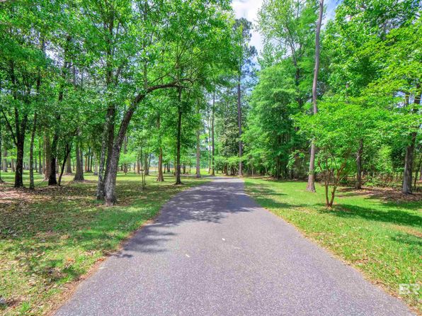 917 Rockaway Creek Rd, Atmore, AL 36502