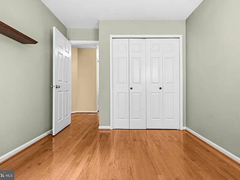 6837 Malton Ct — Photo 19