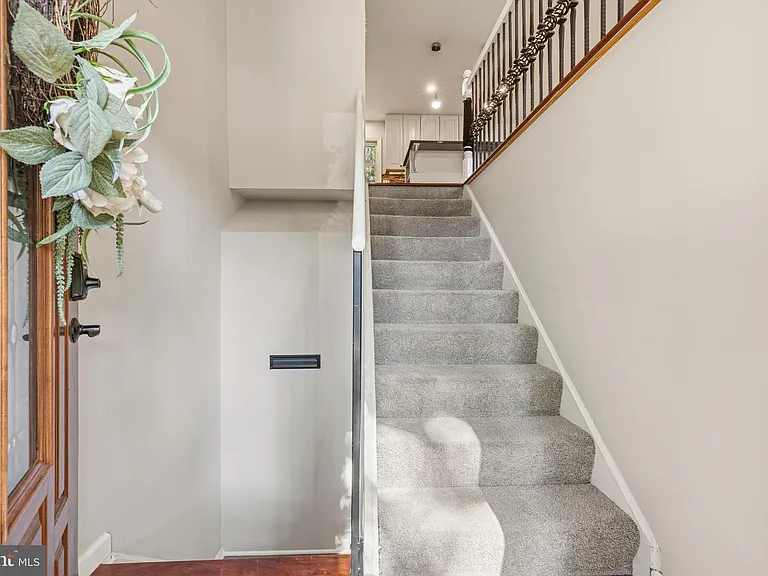 301 Wicomico Rd — Photo 2
