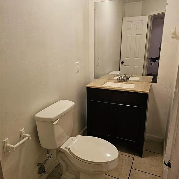 331 W Alamo Dr — Photo 9