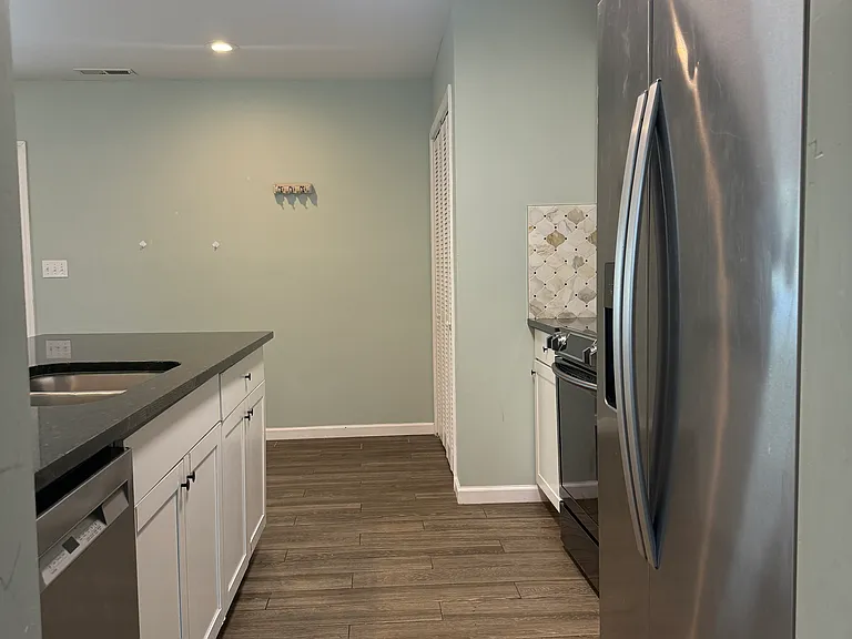 380 E Pike Rd — Photo 13