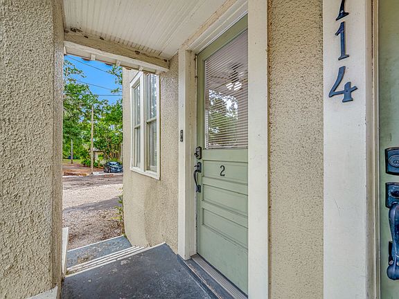 2nd image of 708 E Hollywood St #234