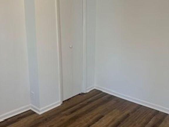 4th image of 1508 Bay St