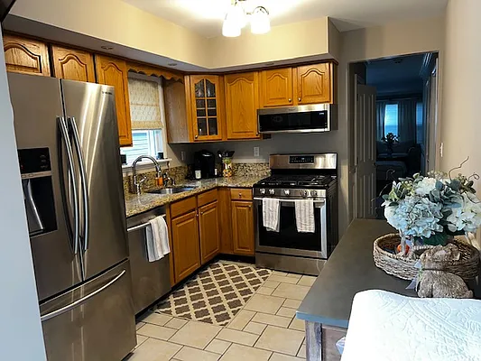 Rented by Douglas Elliman | media 2