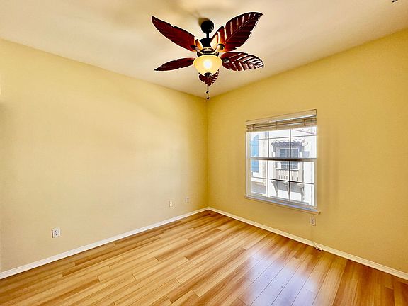 2nd image of 11913 Miro Cir
