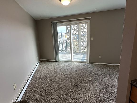5th image of 160 Van Giesen St APT 301