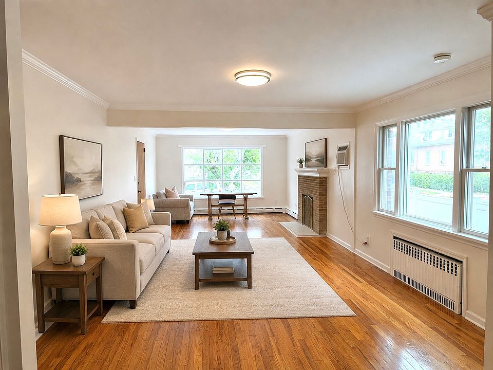1st image of 116 Oakwood Ave #1