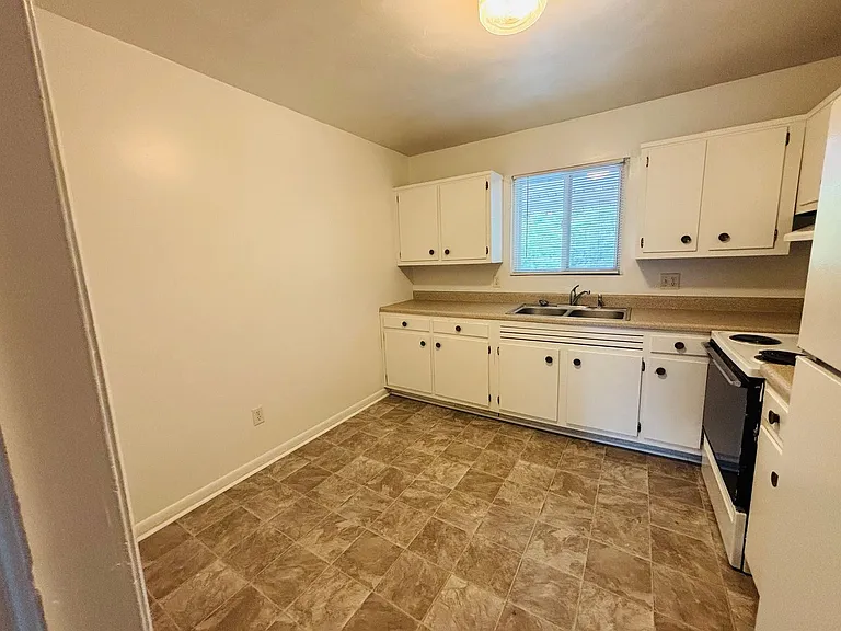 109 Northview Dr #15 — Photo 4