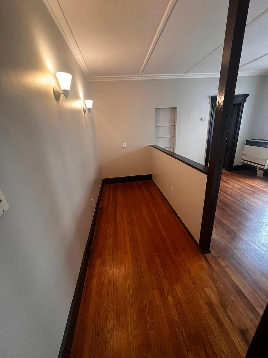 Building Photo - 3 Maple Ave #1