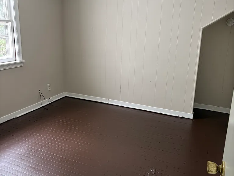 396 N Center Ave #2 — Photo 3
