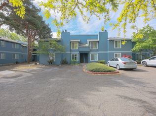 2330 SE Brookwood Ave APT 222, Hillsboro, OR 97123