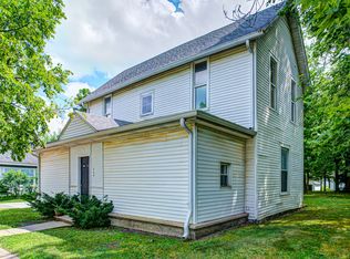 908 S 8th St, Noblesville, IN 46060