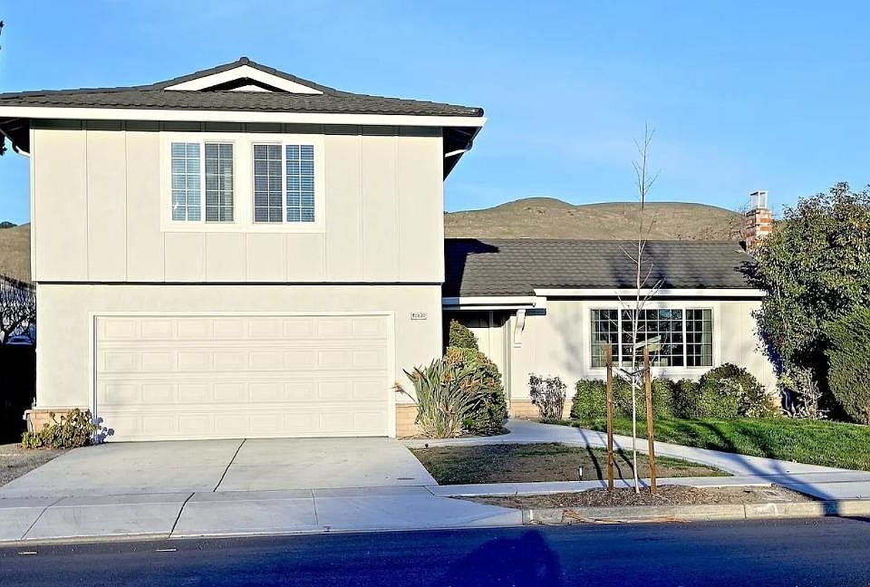 1st image of 40620 Las Palmas Ave