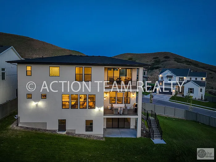 1722 W Oakridge Dr — Photo 62