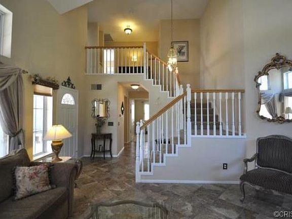 3rd image of 30642 Yosemite Dr