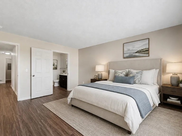 Auburn Creek Apartment Homes — Photo 7
