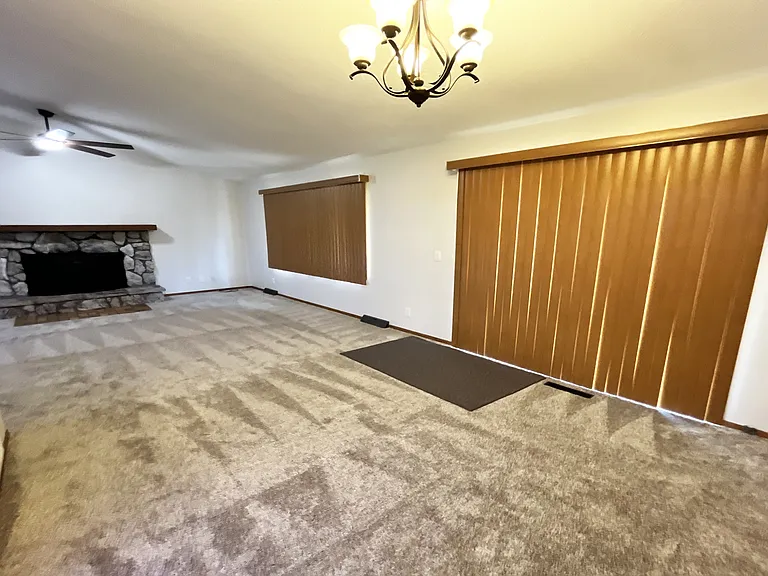 3881 Polk St NE #3881 — Photo 8