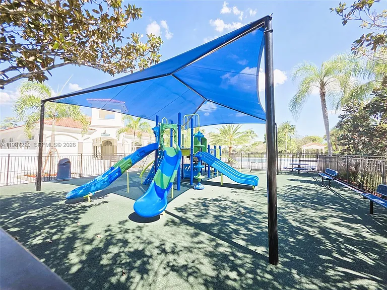 16404 Diamond Head Dr — Photo 43