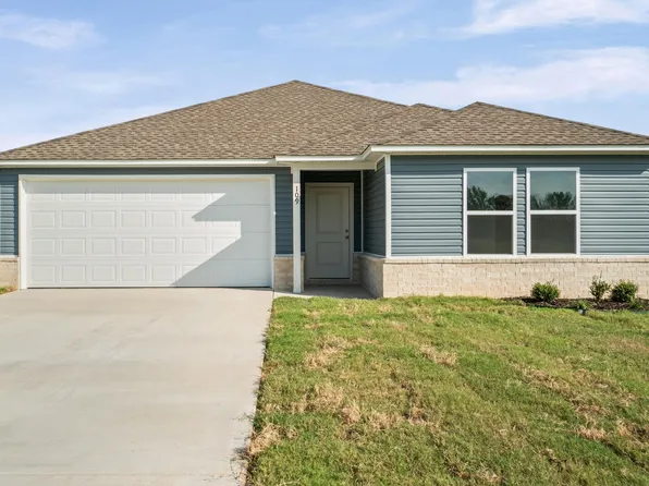 109 King Ranch Dr, Beebe, AR 72012