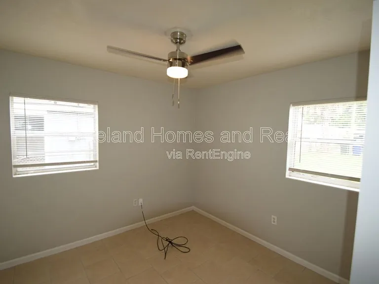 1213 W Patterson St — Photo 11
