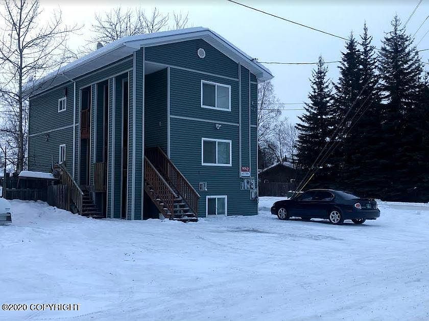 1st image of 1331 2nd Ave