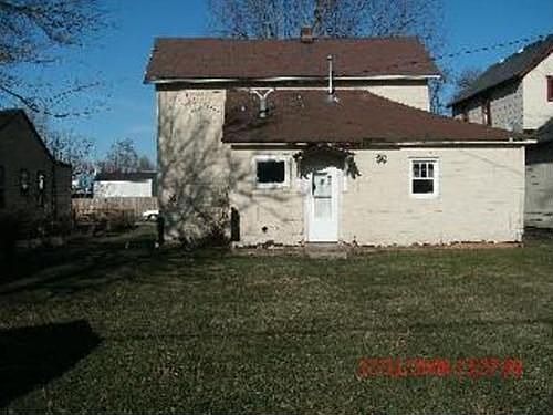 2nd image of 1305 E 7th St