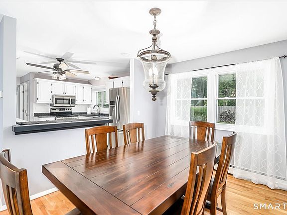 5th image of 13 Far Horizons Drive