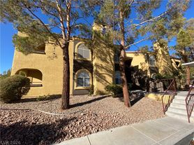 7950 W Flamingo Rd, Las Vegas, NV
