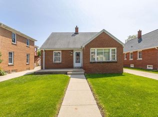 3150 S 39th St, Milwaukee, WI 53215