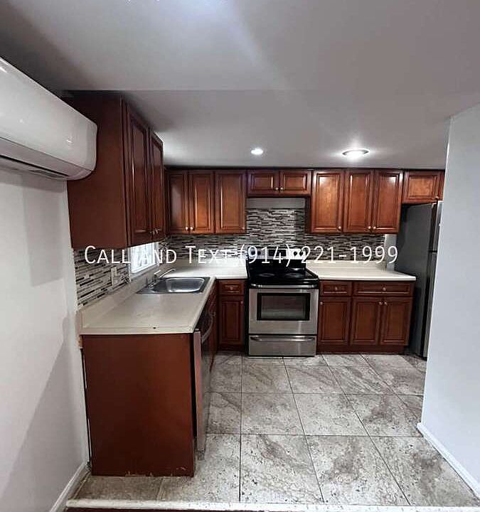 1st image of 92 Orchard St #1