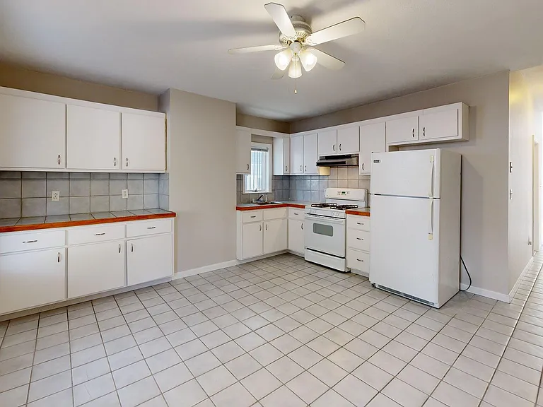 149-151 Princeton St #149-3 — Photo 13