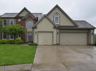 9671 Black Pine Ct, Fishers, IN