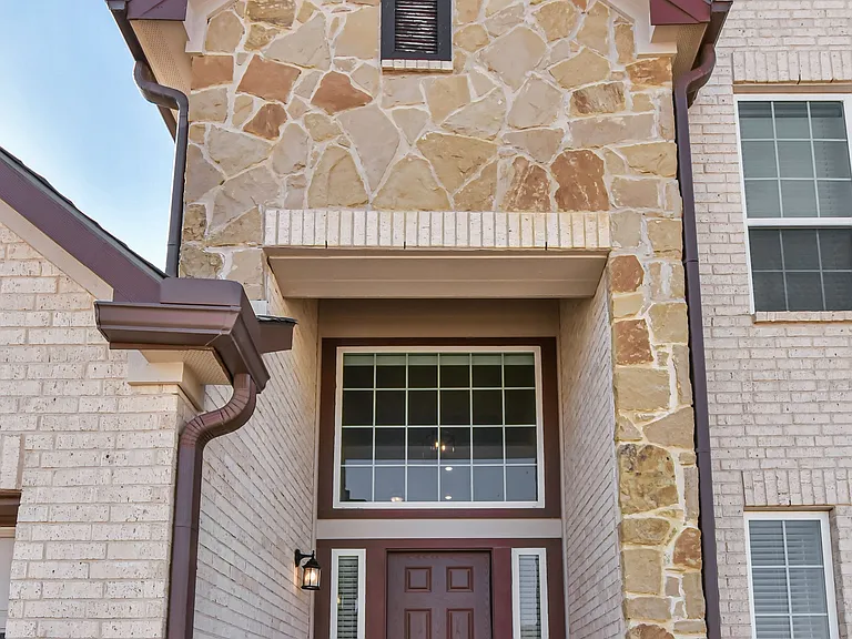 R6306 Golden Gate Dr — Photo 9