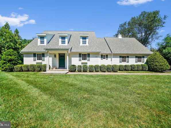 1525 Johnnys Way, West Chester, PA 19382
