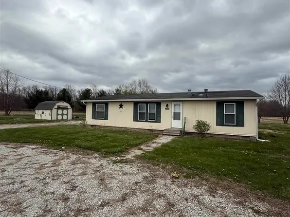 1508 N County Road 100 W, Center Pt, IN 47840