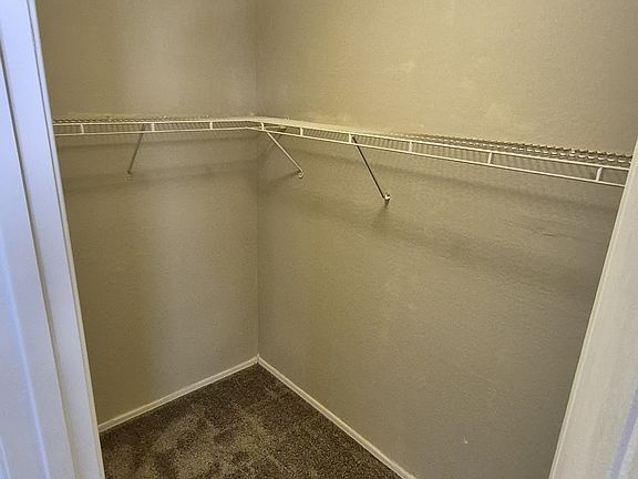 5th image of 44192 W Griffis Dr