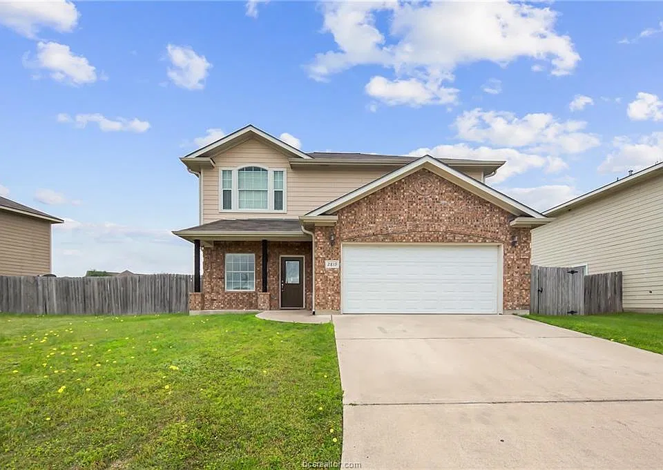 2819 Horseback Dr