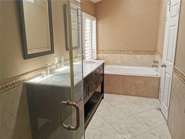 11539 Lancaster Way — Photo 16