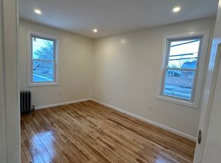 219-09 Hempstead Ave #2RR, Queens Village, NY 11429